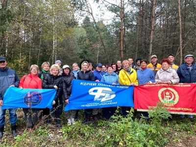 Профсоюзный актив и члены ветеранской организации продуктивно провели сегодня день на посадке леса