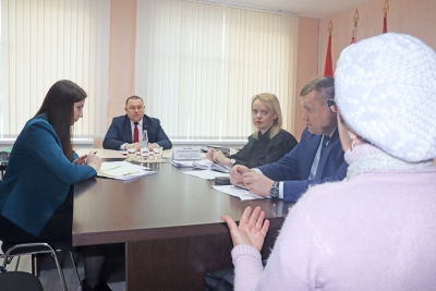 Очередной личный прием граждан 28 февраля провел председатель Чаусского райисполкома Дмитрий Акулич