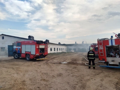 В здании МТФ Голочево произошёл пожар. Рассказываем, что случилось