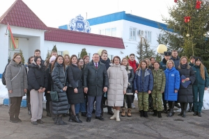 Появятся ли семьи молодых специалистов в Чаусском районе, кому достанется свадебный подарок от председателя? Обсудила молодежь с руководителем региона