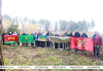 Молодые специалисты Чаусского района присоединились к акции &laquo;Дай лесу новае жыццё&raquo;