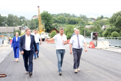 Руководство региона ознакомилось с ходом ремонта заречанских мостов