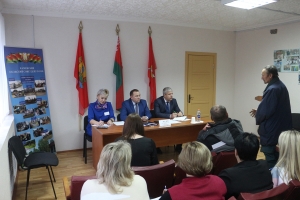 В формате диалога прошла встреча руководства района с жителями Каменского сельсовета