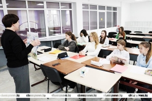 Учащиеся второй городской школы занимаются в кружке &laquo;Юный журналист&raquo;. Работники &laquo;Іскры&raquo; пообщались с ребятами