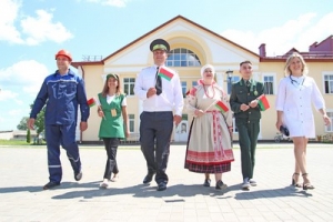 Жителей Чаусского района поздравляем с Днем Независимости Республики Беларусь!
