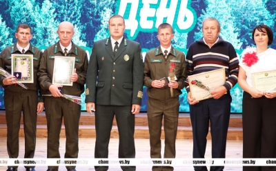 Работники Чаусского лесхоза принимали поздравления с профессиональным праздником