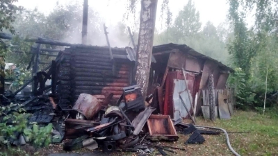 В воскресенье чаусские спасатели выезжали на тушение пожара и помощь человеку