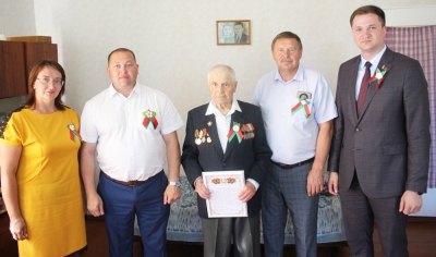 В Чаусах ветераны и участники Великой Отечественной войны принимали поздравления
