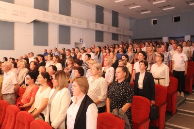 Праздничный концерт «Мир и единство – сила народа!» собрал жителей Чаус в День народного единства