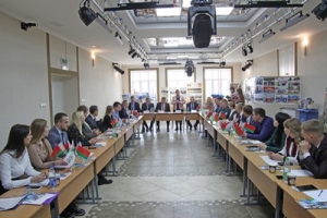 Форум молодых парламентариев собрал в Чаусах активную молодежь Приднепровского края