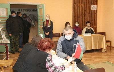 В Чаусском районе стартовало досрочное голосование по вопросу внесения изменений и дополнений в Конституции Республики Беларусь