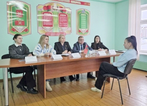 Дороги, ЖКХ, жилье: с какими еще вопросами обратились жители региона к депутатам?
