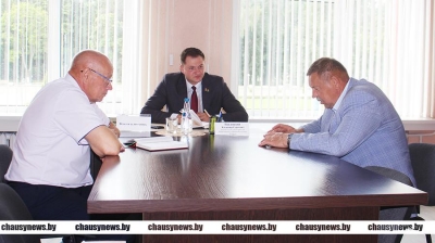 Депутат Палаты представителей Национального собрания Республики Беларусь Владимир Павловский 24 июля провел в Чаусах &laquo;прямую телефонную линию&raquo; и прием граждан