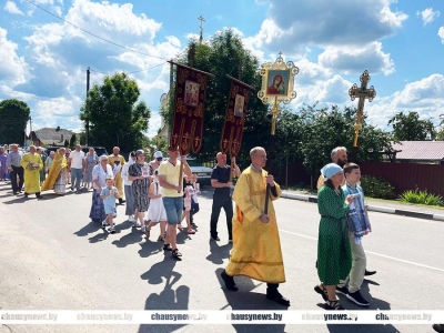 В Чаусах прошёл Крестный ход в честь белорусских женщин, канонизированных православной церковью