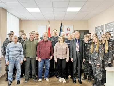 В Чаусском РОВД прошла встреча воспитанников ВПК &laquo;Мужество&raquo; и ветеранов ОВД, участвовавших в ликвидации последствий аварии на ЧАЭС