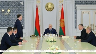 Местная вертикаль, ректоры, глава МТЗ и дипломаты. Лукашенко рассмотрел кадровые вопросы