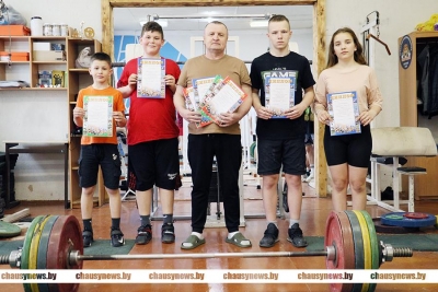 8 из 10 &mdash; призёры. Чаусские ребята показали достойный результат на областной спартакиаде по тяжёлой атлетике