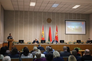 На аппаратном совещании под руководством председателя Чаусского райисполкома Дмитрия Акулича были рассмотрены вопросы развития региона