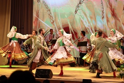 Белорусский ансамбль «Талака» из Витебска с концертной программой выступил в Чаусах